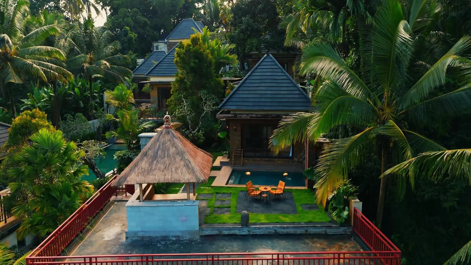Kelusa Resort contacts